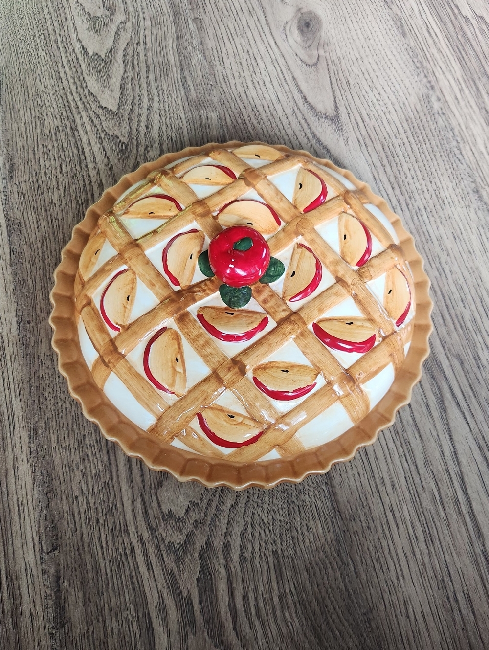 Vintage Ceramic Apple Lattice Pie Dish - Red & Tan